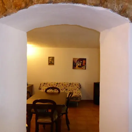 Charming Apartment In Iglesias Sardinia Daire