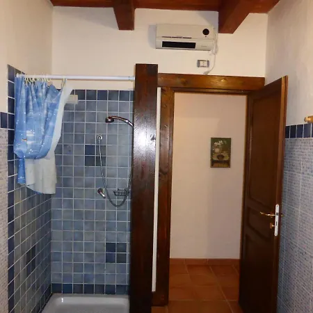 Daire Charming Apartment In Iglesias Sardinia *